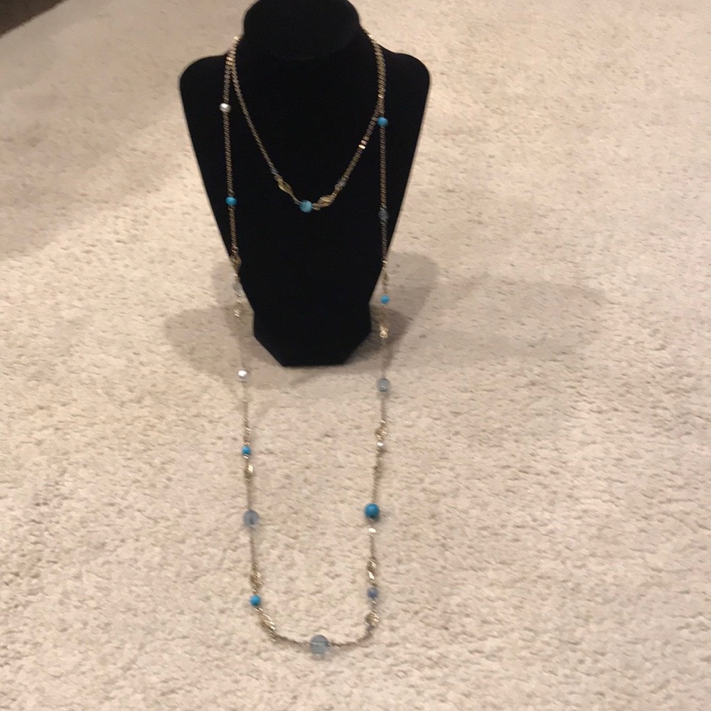 Beautiful gold pearl they necklace